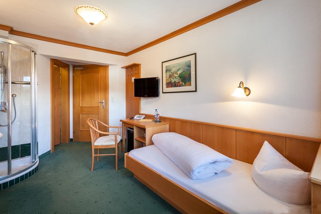 Apart Tuxertal Finkenberg Zimmer foto